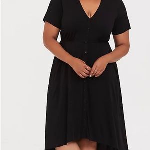 BLACK CHALLIS HI-LO SHARKBITE SHIRT DRESS